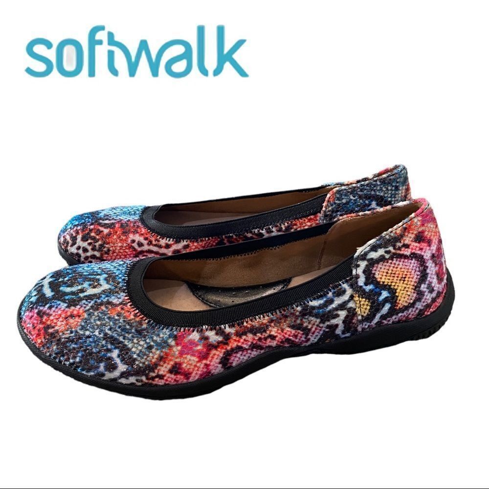 NEW SoftWalkย Hampshire Women's Dragon Slip-on Ballet Flats 6.5โ6.5N